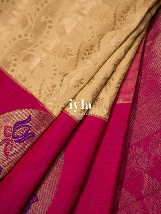 The Lotus Pond DayDream in Pure Gold