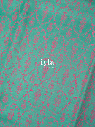 The Turquoise Floral Garden Kanjeevaram in Pure Gold