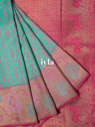 The Turquoise Floral Garden Kanjeevaram in Pure Gold