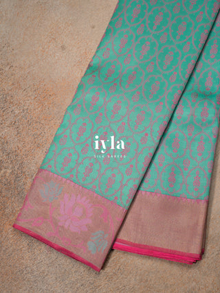 The Turquoise Floral Garden Kanjeevaram in Pure Gold