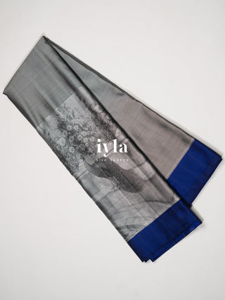 The Ravi Varma Painting Inspired Lady of Raaga Kanjeevaram