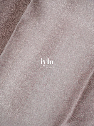 The Radha and Gopika's Tale of Vrindavan Kanjeevaram