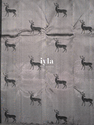 The Reversible Deer Kanjeevaram Onyx Black