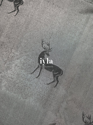The Reversible Deer Kanjeevaram Onyx Black