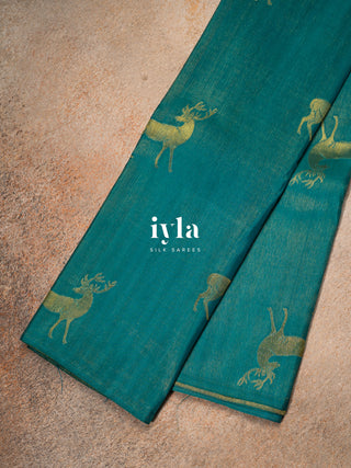 The Reversible Deer Kanjeevaram in Teal Temptation