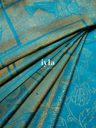 The Vintage Modernist Reversible Silk Saree in Sapphire Pop
