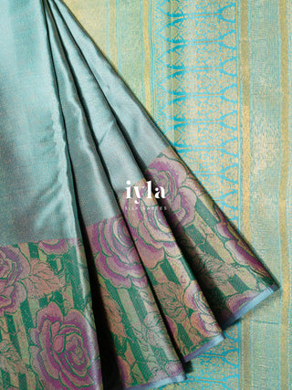 The romantic roses Kanjeevaram in Sky Blue