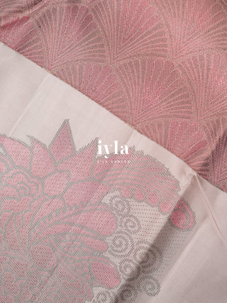 The whispers of the Ocean Kanjeevaram