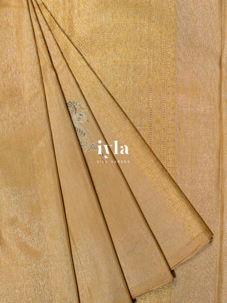 The Stardust Stallion Kanjeevaram in Ivory Champagne