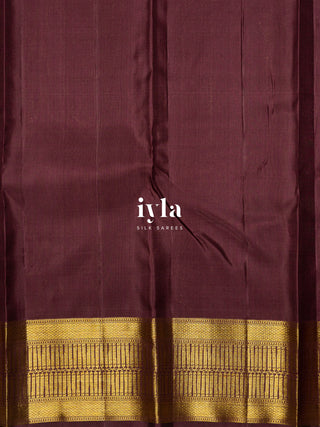 The Swan Song Kanjeevaram In Brownish Purple