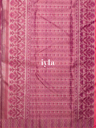 The Swan of Love Kanjeevaram in Flamingo Pink