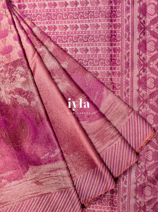 The Swan of Love Kanjeevaram in Flamingo Pink