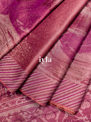 The Swan of Love Kanjeevaram in Flamingo Pink