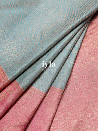 The Timeless Indian Queen Kanjeevaram in Cloud Blue