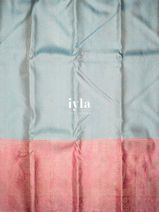 The Timeless Indian Queen Kanjeevaram in Cloud Blue