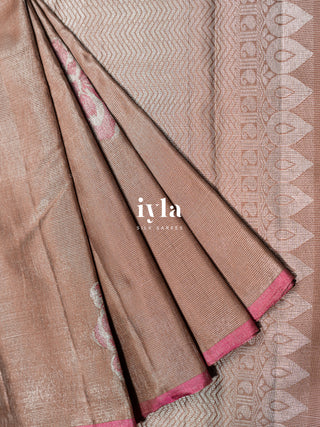 The Amaryllis Kanjeevaram in Nude Beige