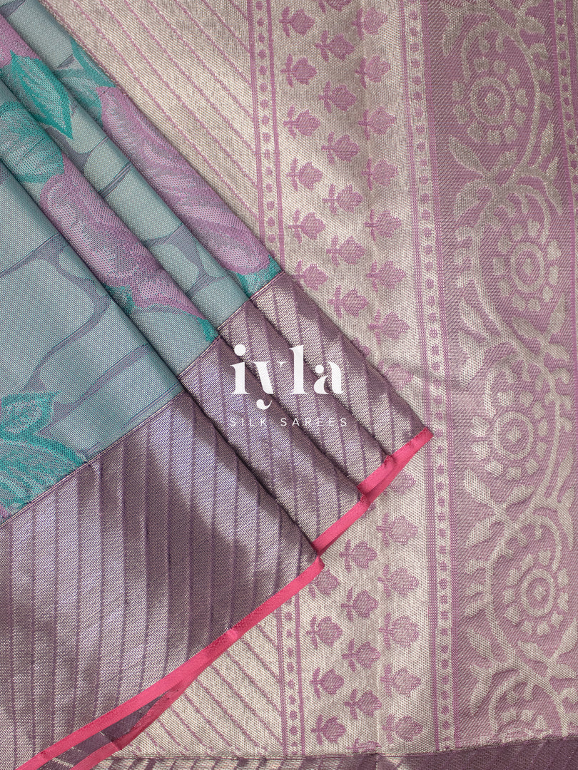 The Climbing Roses on Wall Silk Saree