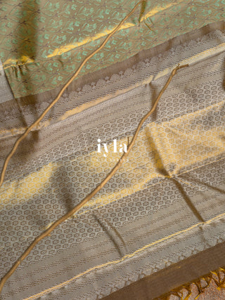 The Japanese Flower Field Kanjeevaram in Gold