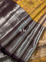 Load image into Gallery viewer, The Oakwood Bridal Kanjeevaram in Gold
