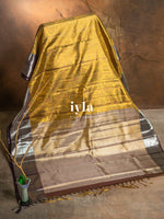 Load image into Gallery viewer, The Oakwood Bridal Kanjeevaram in Gold