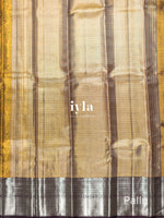 Load image into Gallery viewer, The Oakwood Bridal Kanjeevaram in Gold
