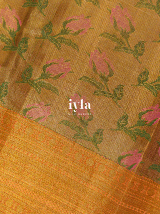 The Painting of Roses Kanjeevaram in Gold