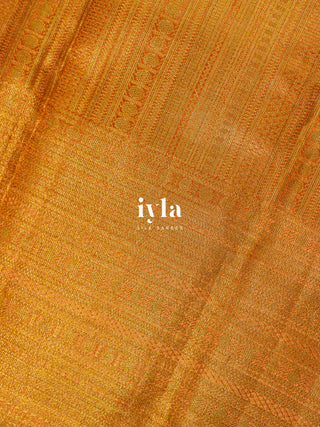 The Painting of Roses Kanjeevaram in Gold