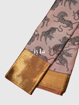The Tiger Core Kanjeevaram in Clay Pink