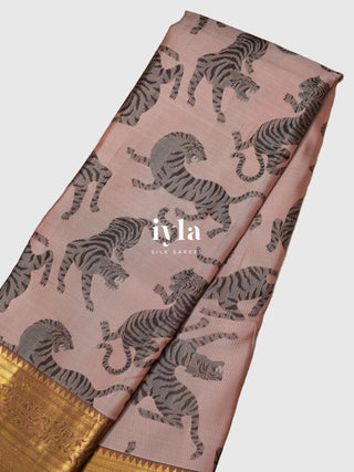 The Tiger Core Kanjeevaram in Clay Pink