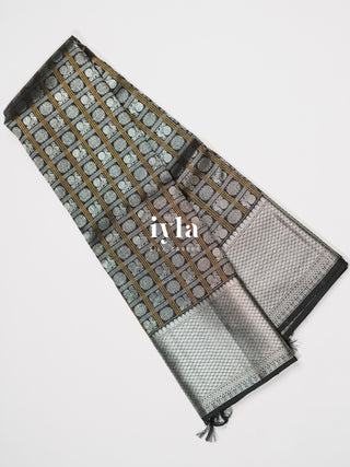 The Timeless Vintage Black Checkered Kanjeevaram