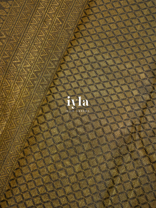 The Whimsical Peacock Dream Kanjeevaram in Retro Gold
