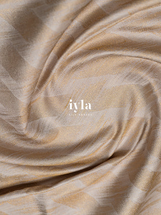 The Moonlit White Paint strokes Kanjeevaram