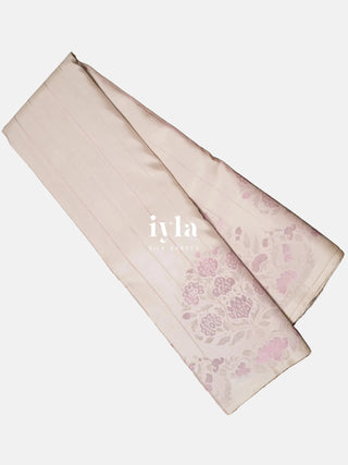 The Pearl White Bloom Affair Kanjeevaram