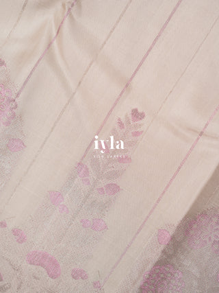 The Pearl White Bloom Affair Kanjeevaram