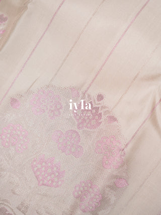 The Pearl White Bloom Affair Kanjeevaram