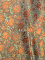 Load image into Gallery viewer, The Off-White Wild Flower Kanjeevaram
