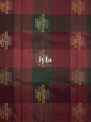 The wind Chimes Kanjeevaram in Checks