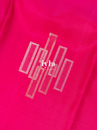 The Wind Chimes Kanjeevaram in Deep French Pink