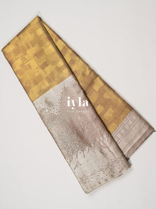 The Women of The Forest Kanjeevaram in Metallic Gold & Silver