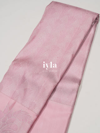 The Art Deco Ocean Weave Kanjeevaram in Baby Pink