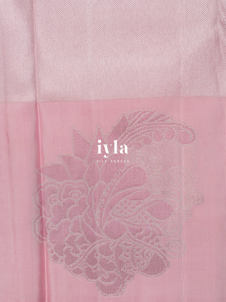 The Art Deco Ocean Weave Kanjeevaram in Baby Pink