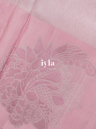 The Art Deco Ocean Weave Kanjeevaram in Baby Pink