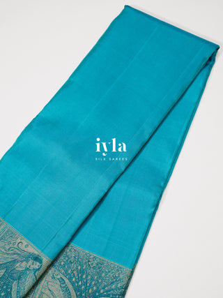 The Autumn Willow Princess Kanjeevaram in Aqua Blue