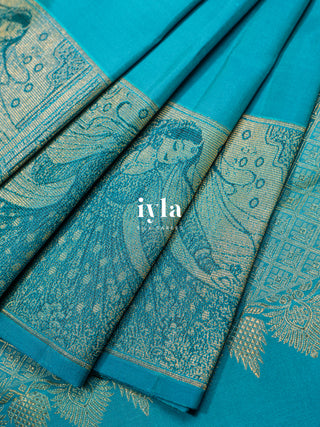 The Autumn Willow Princess Kanjeevaram in Aqua Blue
