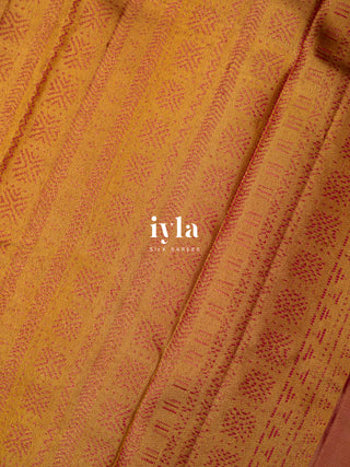 The Bloom Theory Kanjeevaram in Cinnamon