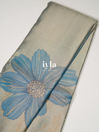 The Wild Cosmos Bloom Kanjeevaram in Baby Blue