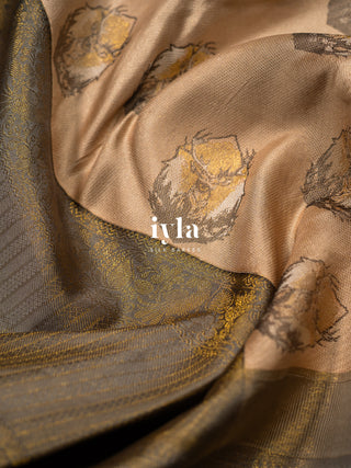 The whispering woodlands in Ivory Champagne