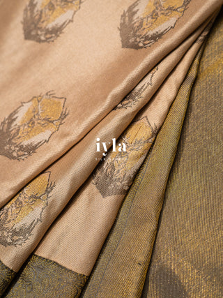 The whispering woodlands in Ivory Champagne