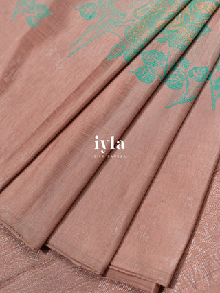The Dusty Pink Rose Luxe Kanjeevaram