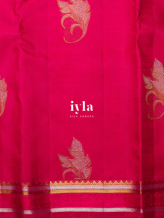 The Amaranth Pink Ornate Foliage Kanjeevaram